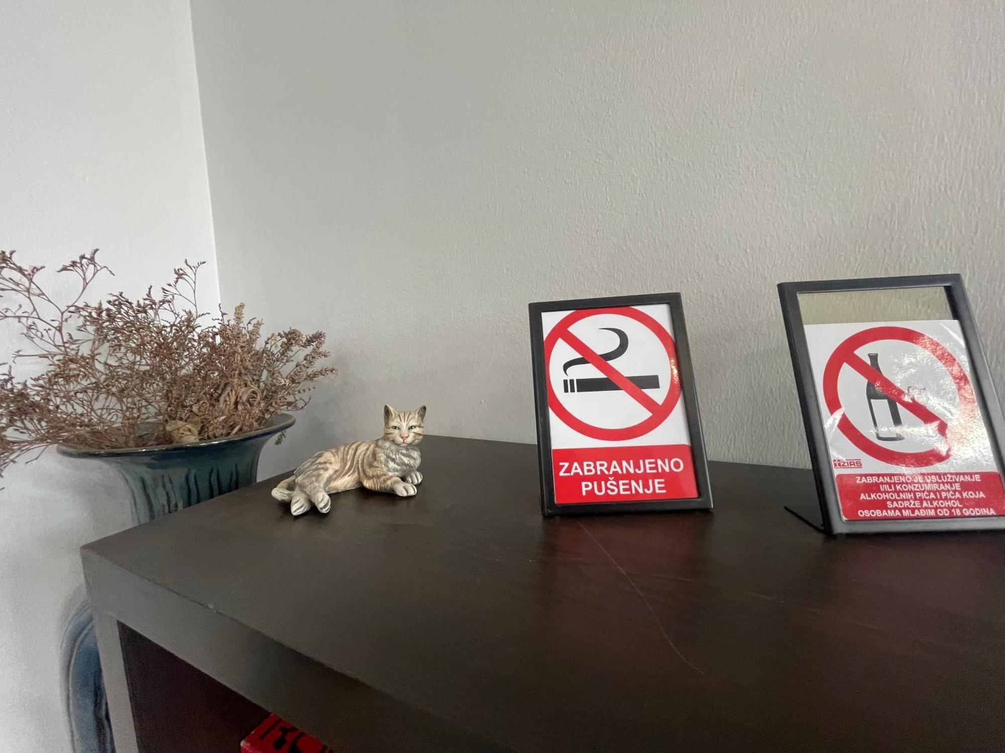 Vila Milka - Balkon - Besplatan Parking - Samostalna Prijava Károlyváros Kültér fotó